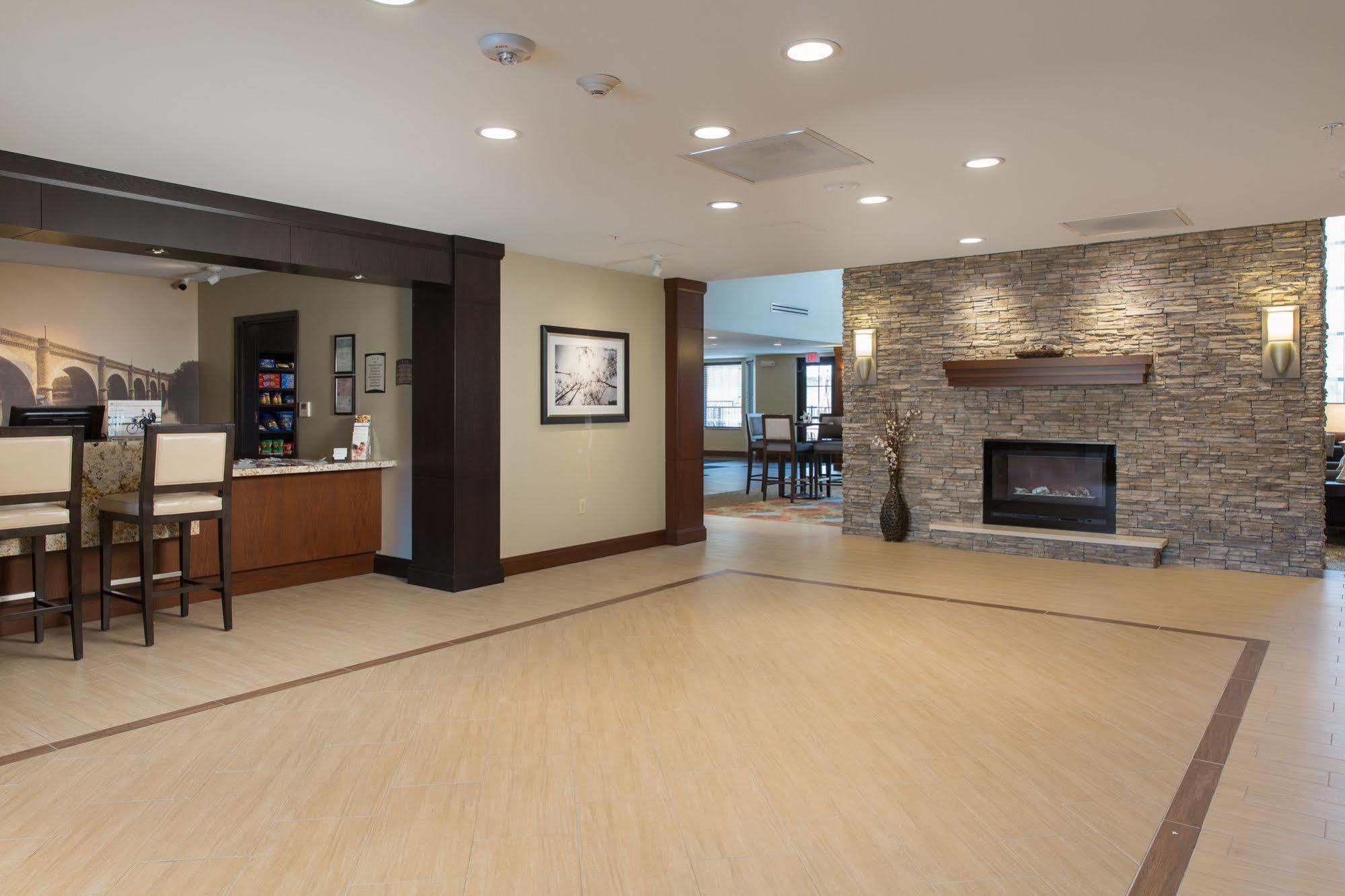 Staybridge South By Ihg