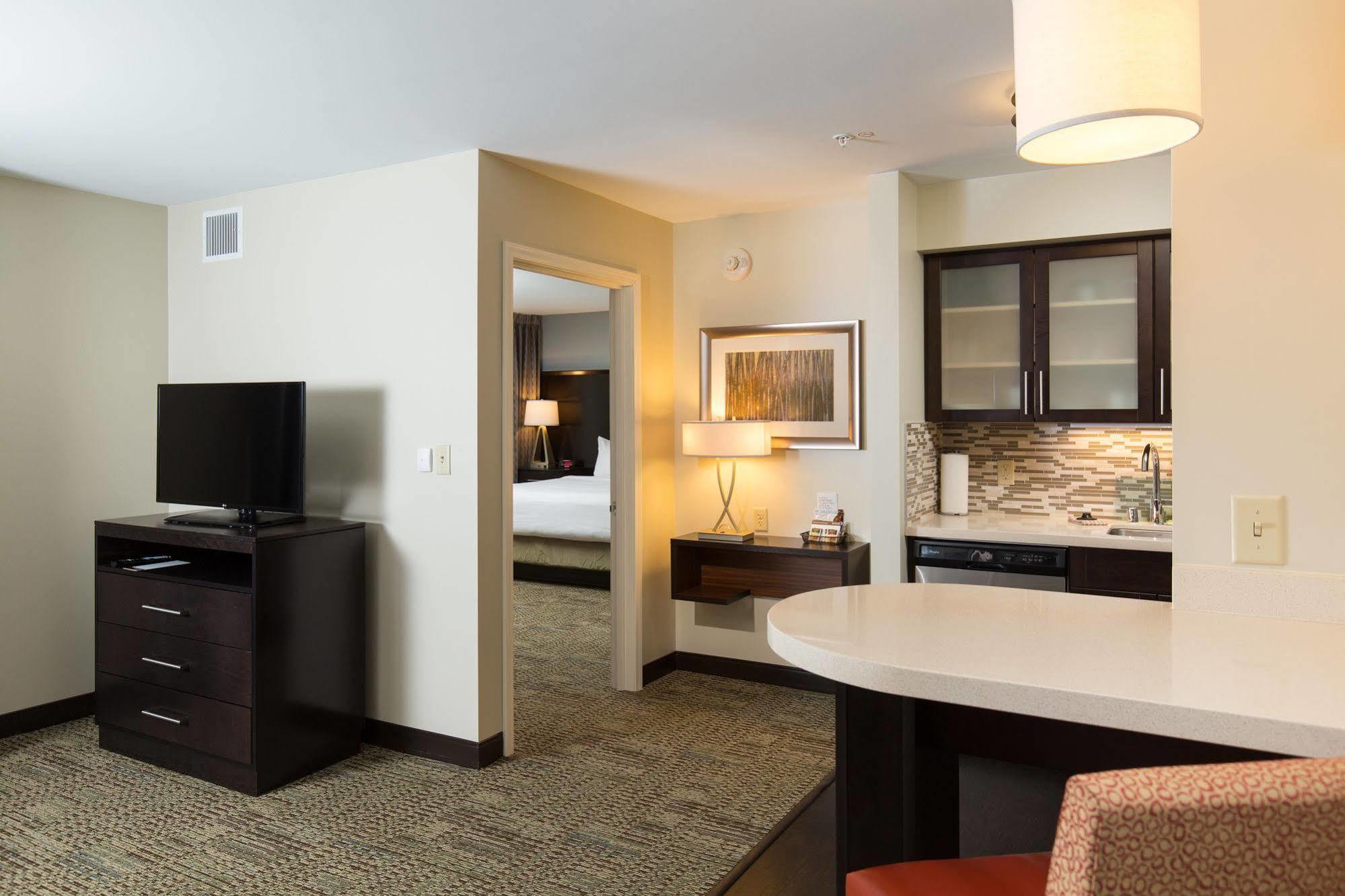 Staybridge South By Ihg Hotel