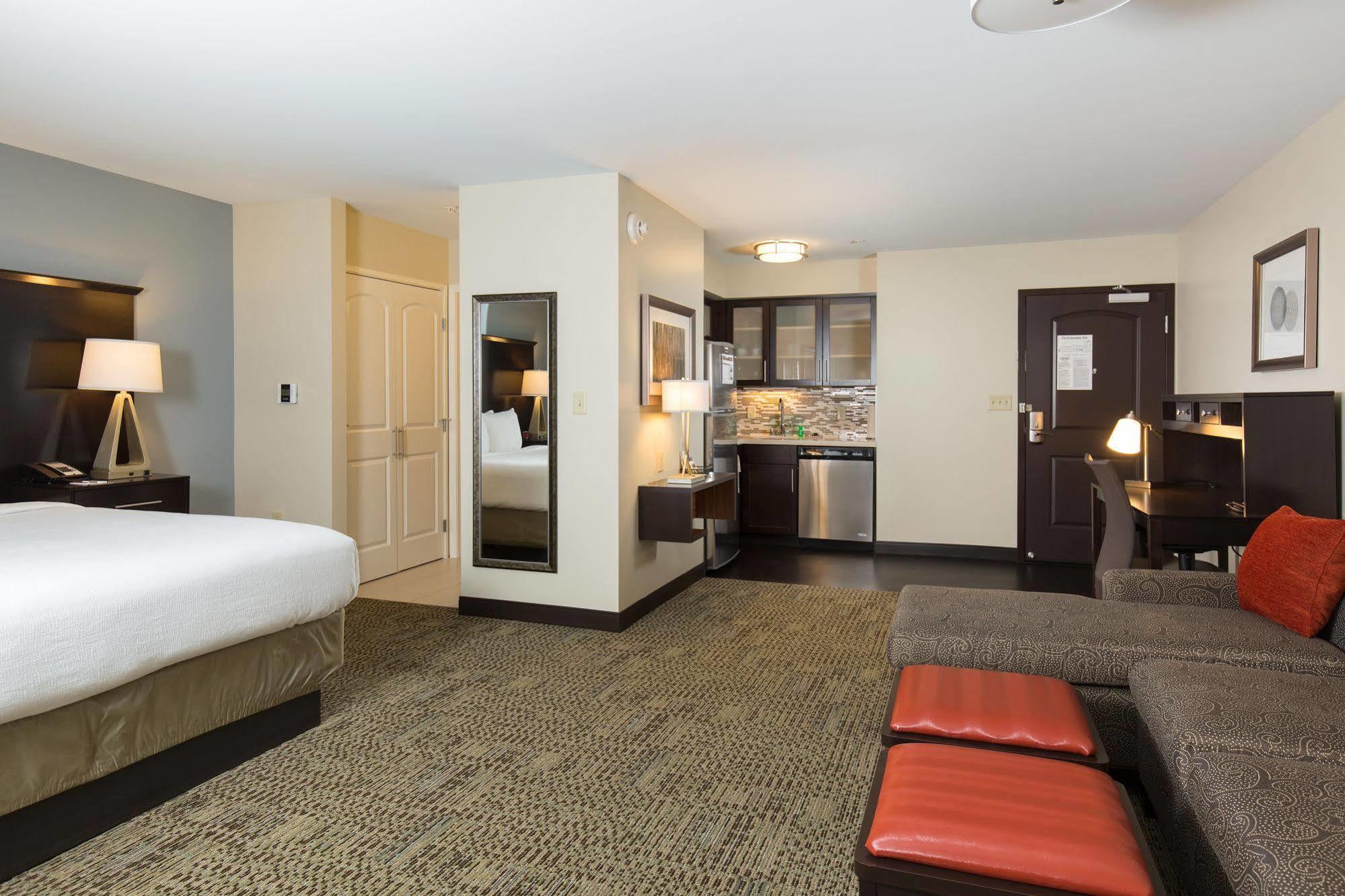 Staybridge South By Ihg