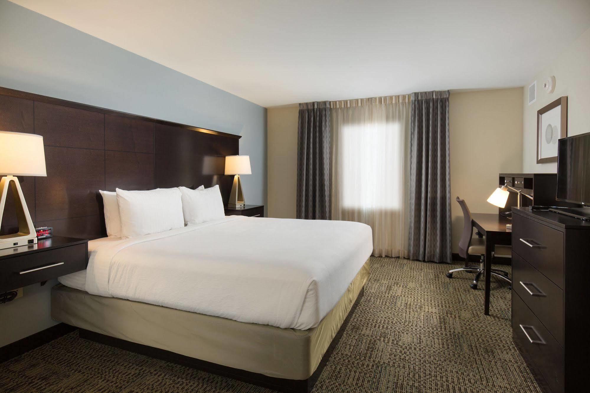 Staybridge South By Ihg Hotel